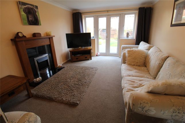 1, Preston Drive, Northamptonshire photo 2
