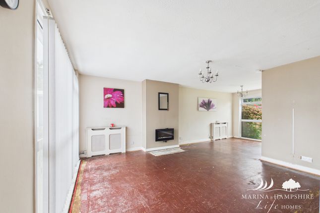 6, Rudgwick Close, Fareham photo 3