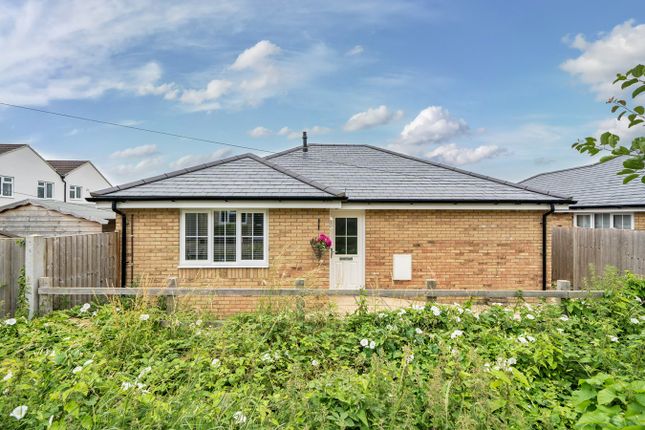 Thumbnail Bungalow for sale in Hitchin Road, Arlesey