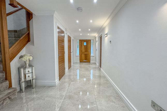 2, Church Mews, Hockley photo 2