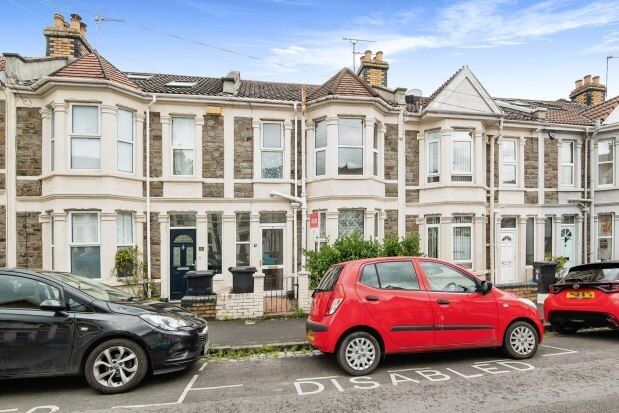 Thumbnail Property to rent in Woodcroft Avenue, Bristol