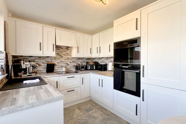 58 Mallard Crescent, Stockport photo 3