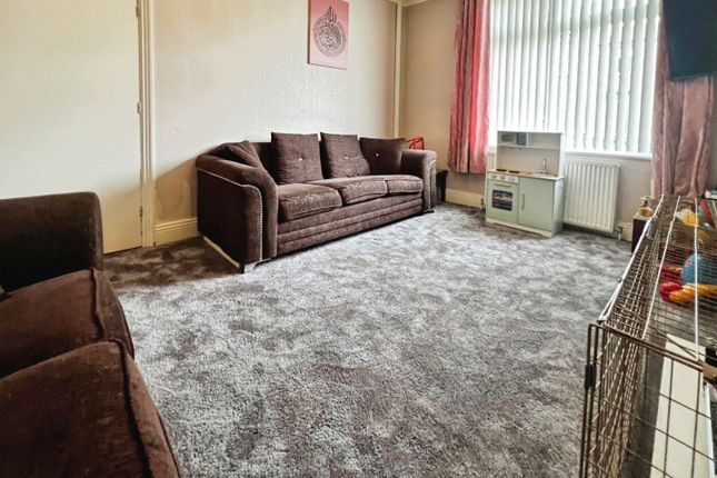 24, Whitehead Place, Bradford photo 5