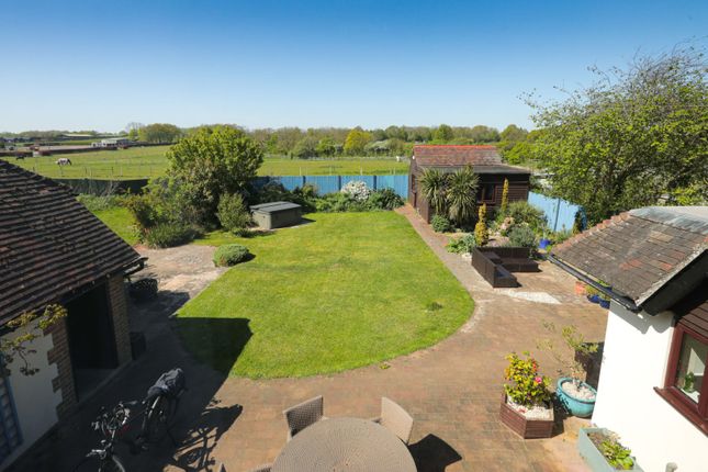 2, Broomhill Cottages, Ospringe photo 4