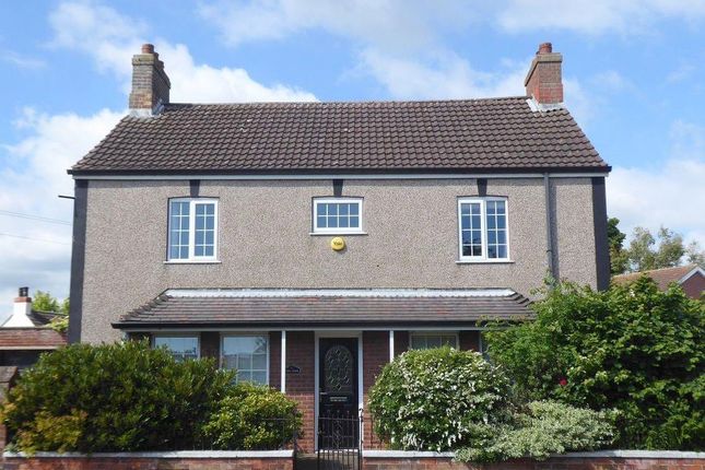 Detached house to rent in Market Place, Tetney, Grimsby