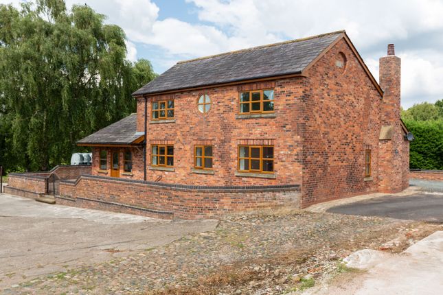 Brydge Cottage Front