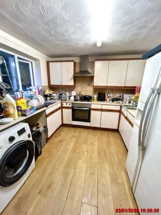 22, Mount View Avenue, Scarborough photo 5