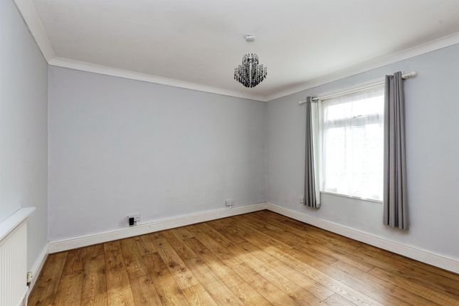 10, Deerfield Road, March photo 4