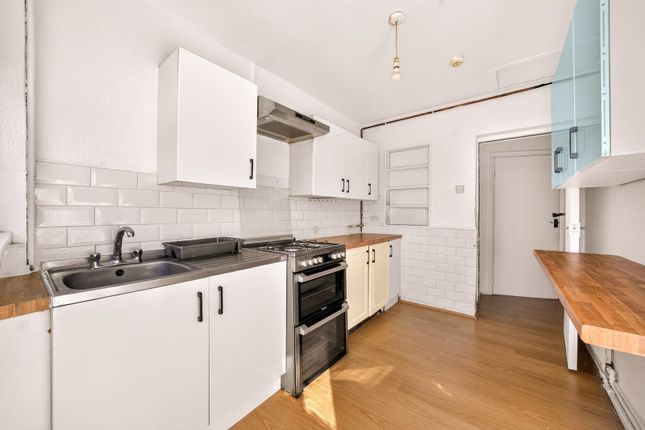 31, Harold Road, London photo 4