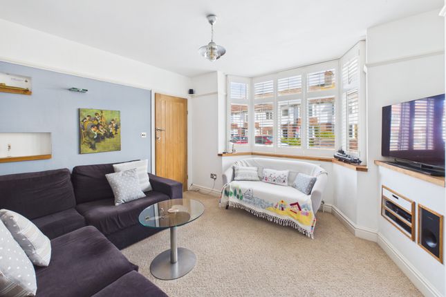 63, Victoria Road, Bude photo 3