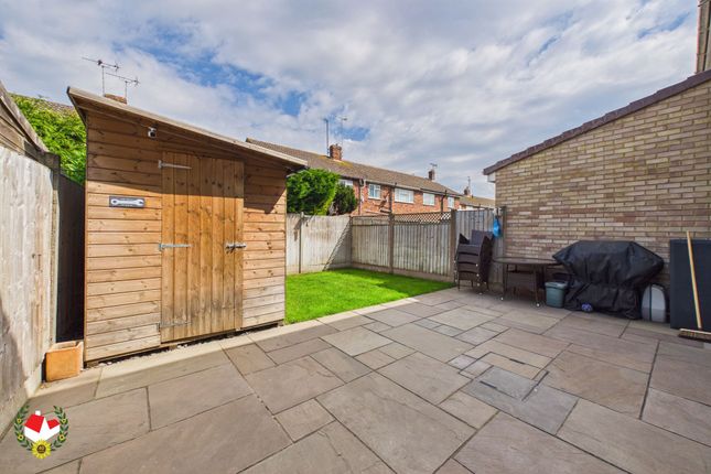 21 Howard Close, Tewkesbury photo 4