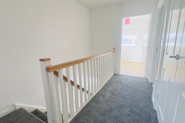 15, Sherbourne Close, Dartford photo 5