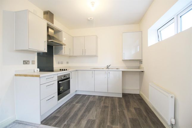 111, Hyde Road, Manchester photo 2