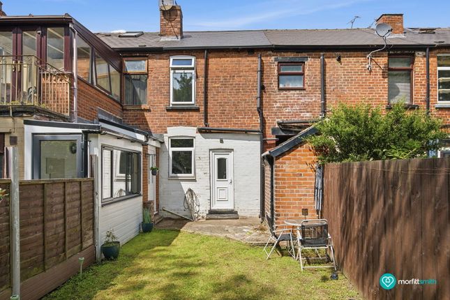 15, Holme Close, Sheffield photo 5