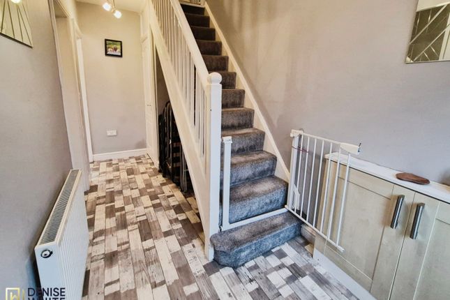 125, Burton Street, Leek photo 2