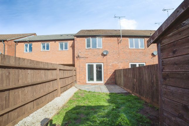 89, Piper Close, MANSFIELD photo 2