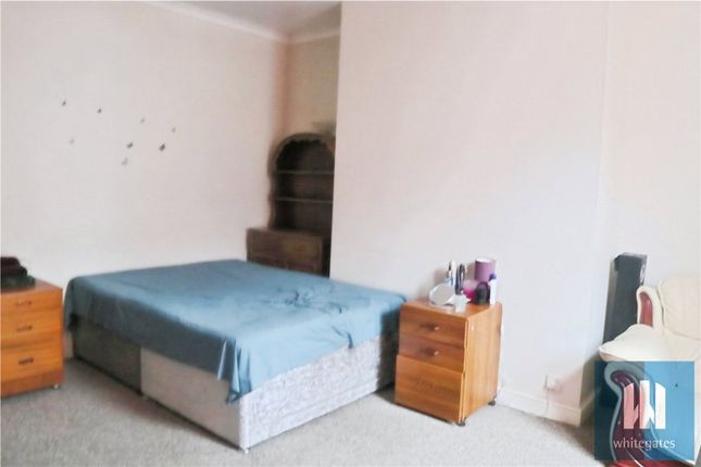 26, Crosland Street, Huddersfield photo 4