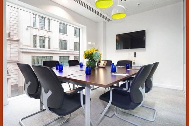 Office to let in Gresham Street, London