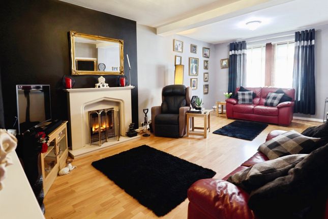 47, Park Street, Bridgend photo 2
