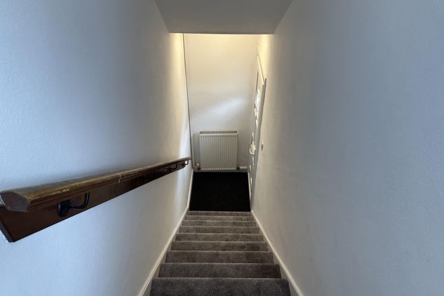 Lawrie Terrace, Loanhead, EH20 9AR, Loanhead photo 5