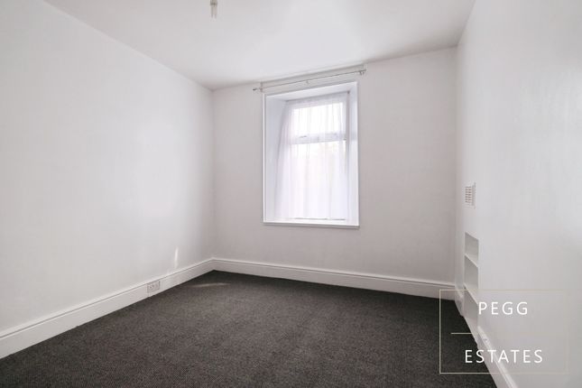 24 Merritt Flats, Paignton photo 3
