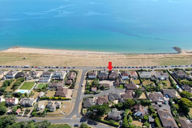 Thumbnail Flat for sale in Mariners Reach, Barton On Sea, New Milton