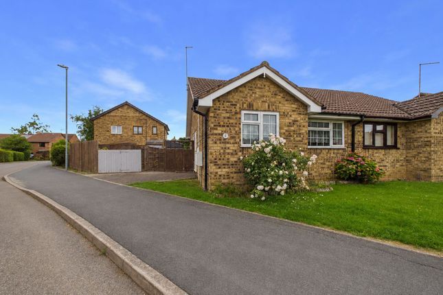 2-bed house on 4 Violet Way, Peterborough, £200,000