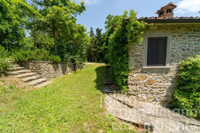 Country house for sale in Italy, Tuscany, Arezzo, Anghiari