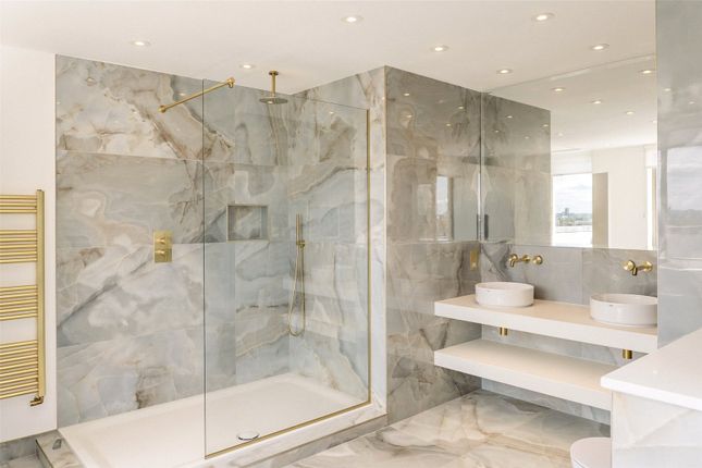 The Penthouse, 41, South Lodge, Knightsbridge photo 4