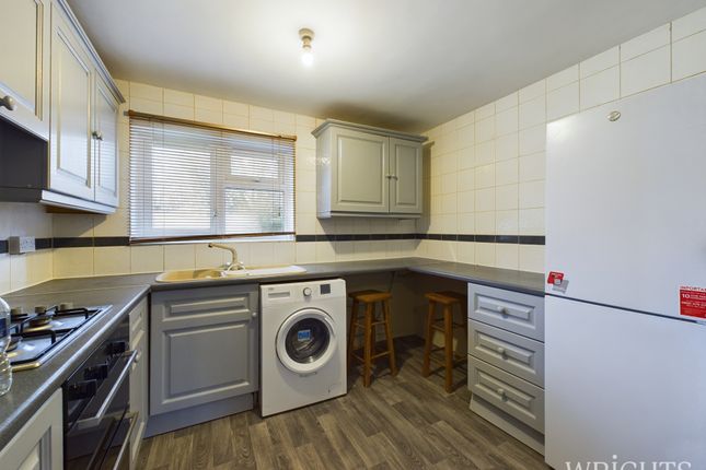 Harwood Hill, Welwyn Garden City photo 3