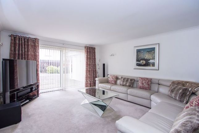 Carinya, Swanbridge Road, Sully photo 4