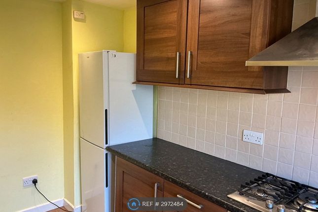 Flat, Holmhead Road, Glasgow photo 3
