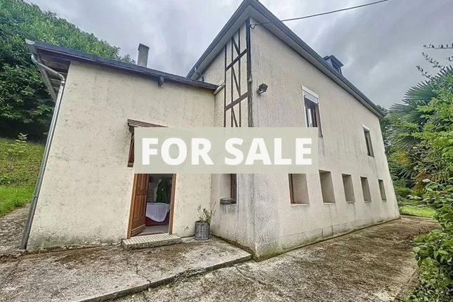 Detached house for sale in Honfleur, Basse-Normandie, 14600, France