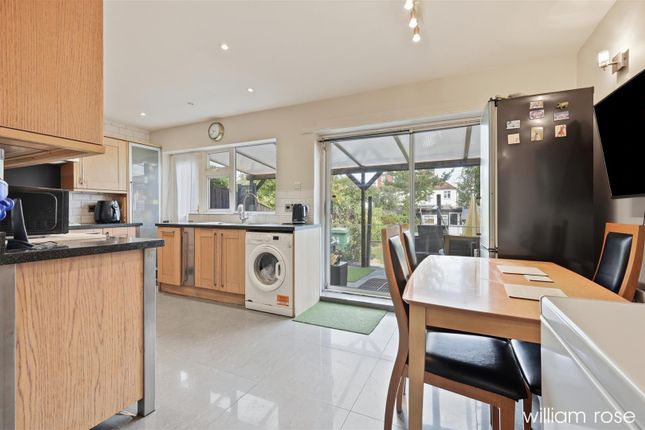 32, Mayfield Road, London photo 4