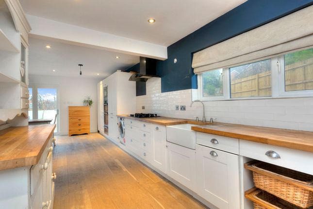 5 Oakdene Close, Brighton photo 2