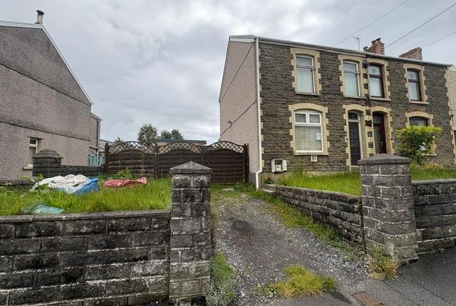 3-bed house on 31 High Street, Grovesend, Swansea, £99,000