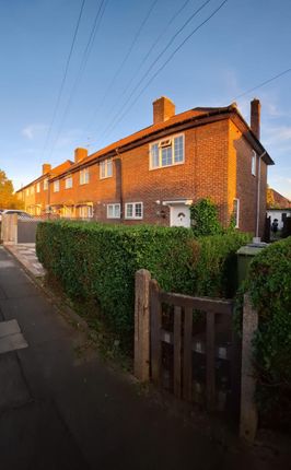 Thumbnail End terrace house to rent in Keedonwood Road, Bromley