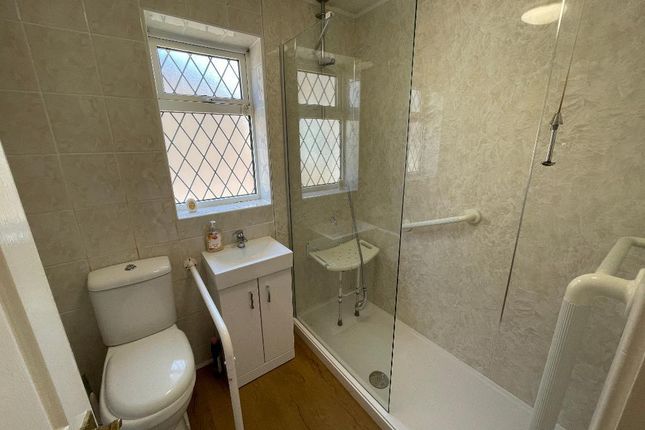 28, Winchester Close, Hull photo 2