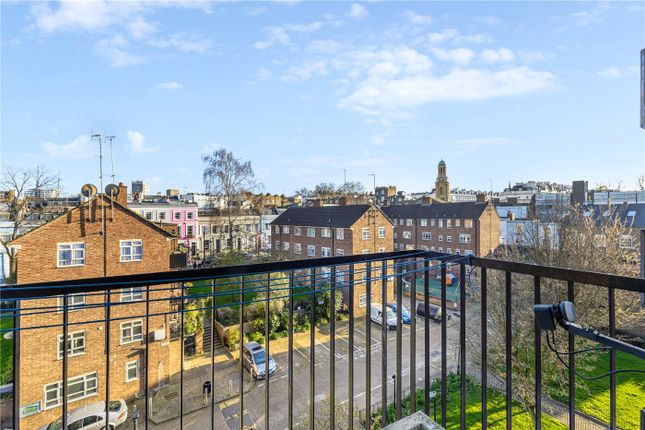 33, Longlands Court, London photo 2