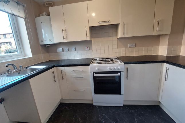 17, Althorp Close, Leicester photo 5