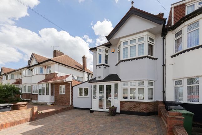 End terrace house for sale in Waltham Way, London