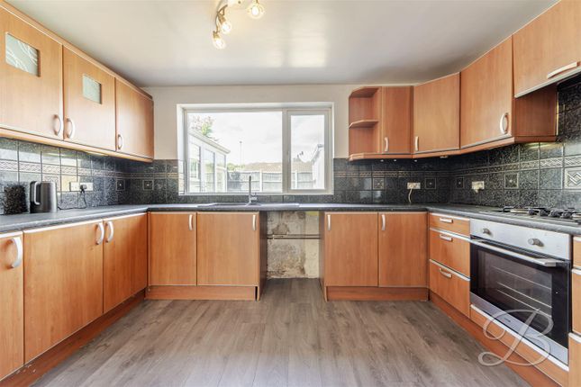 8, Caunton Close, Mansfield photo 4