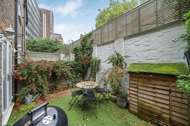 11, Maple Mews, London photo 4