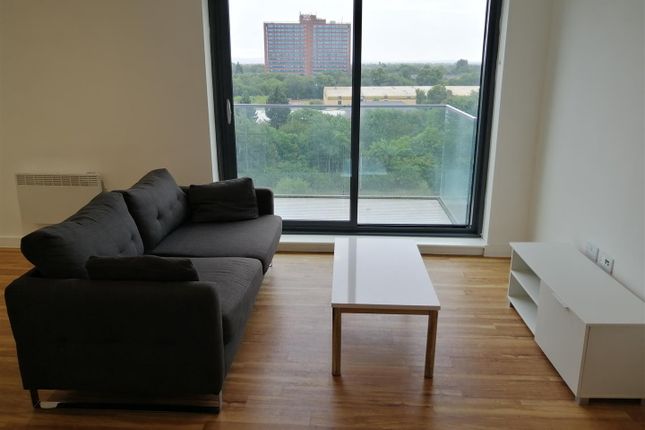 909, Block B, Manchester Waters, 3, Pomona Strand, Manchester photo 4