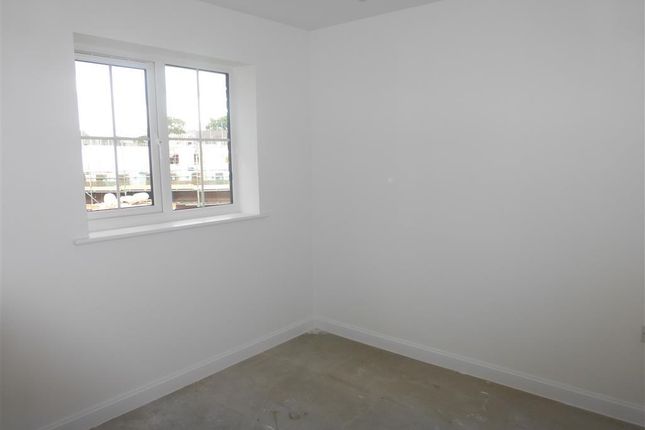 17, Carriage Road, Aylesbury photo 4