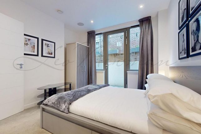 Flat for sale in College Yard, Kentish Town