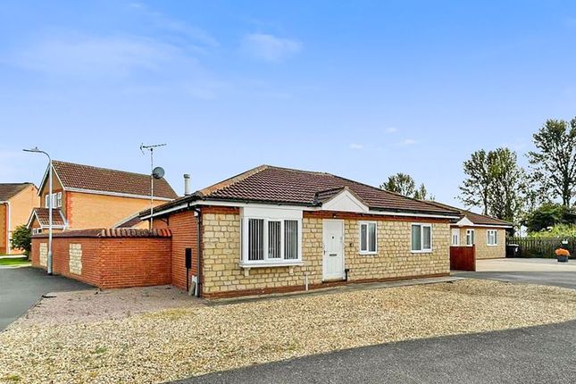 Thumbnail Bungalow for sale in Forum Way, Sleaford
