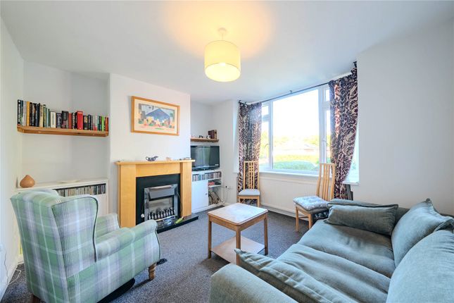 19, Coniston Avenue, Leeds photo 2