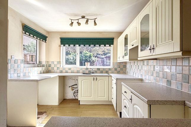 12, Westminster Crescent, Hebburn photo 3