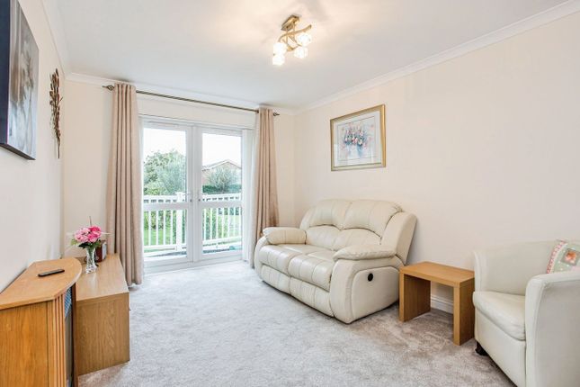 Long Road, Canvey Island photo 4